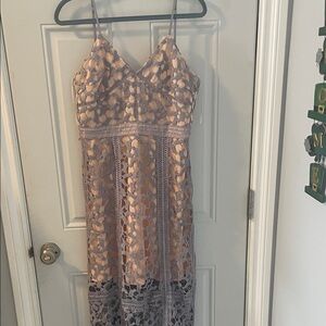 Elliatt Periwinkle and Cream Lace Midi Dress